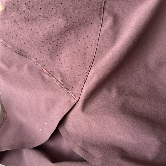 Athleta Run with it 3” Purple Shorts size Medium - Picture 5 of 5